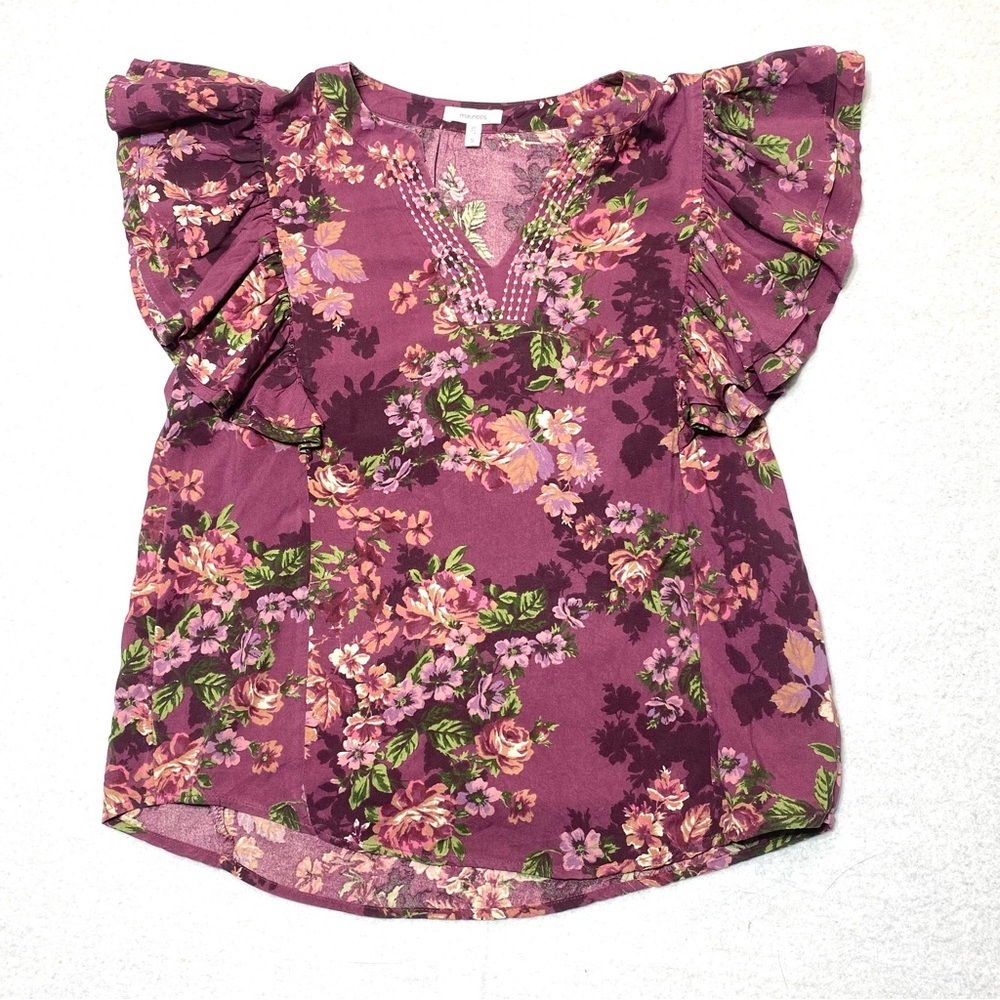Maurice’s Floral Blouse Women's S Purple Flutter Sleeve Embroidered V-Neck Top